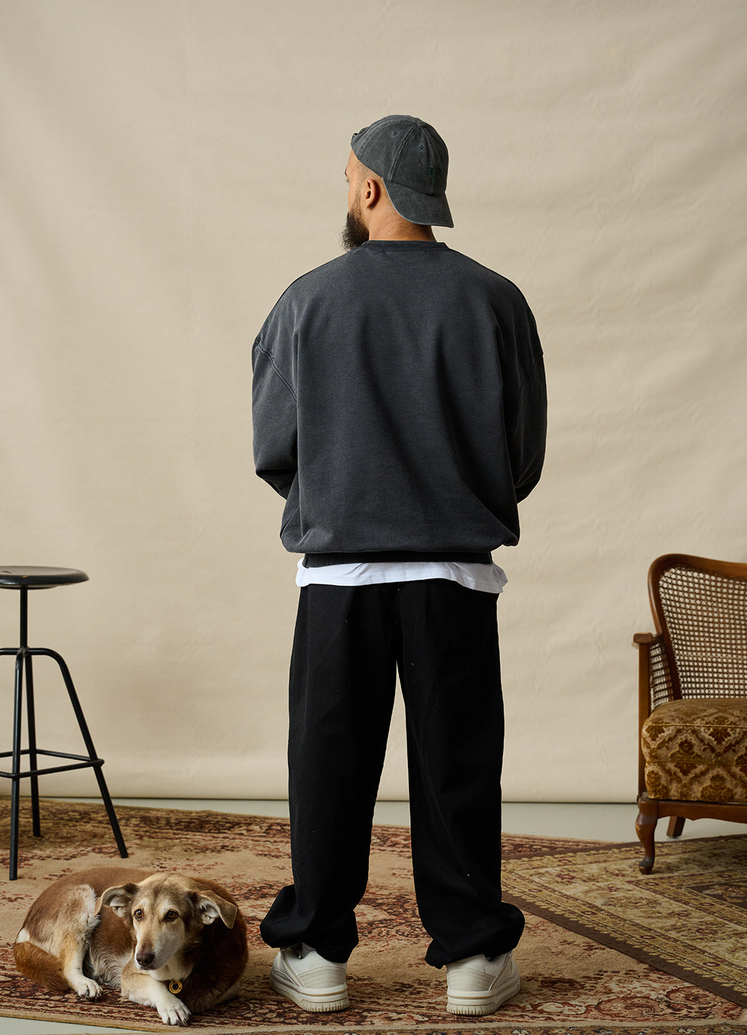 GRÜNES LOGO SWEATER